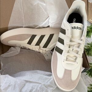 Adidas White and Green Casual Sneakers
